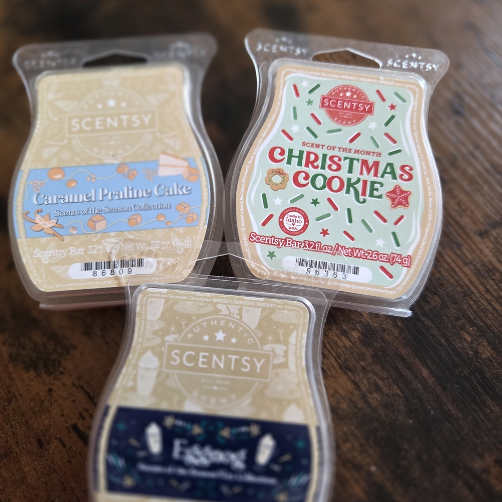 Scentsy Wax Bar Bundle - Christmas Cookie, Caramel Praline Cake, Eggnog